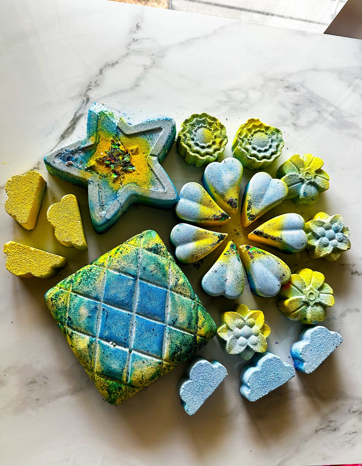 Lemon Blue Lily Pad Crush Set ( Set of 20 ) (Star Cracked )