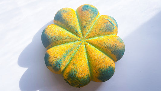 Lemon Lime Spiral Bun